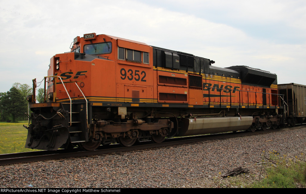 BNSF 9352 - DPU